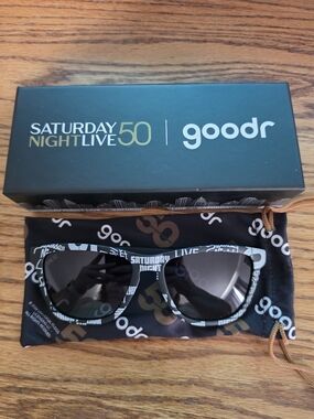 Saturday Night Live x goodr Sunglasses - "Future Weekend Update Guest"